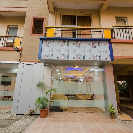 Oyo 9326 Om Sai Residency Hotel Mumbai Bagian luar foto